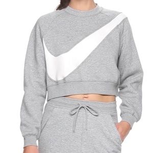 Nike Cropped Crewneck Sweatshirt